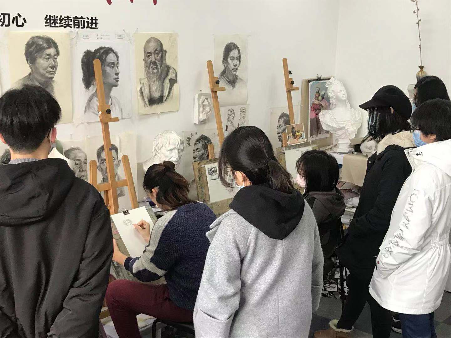 上海艺考美术集训班排名.jpg